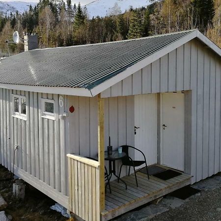 Smordal Hytteutleie Og Camping Hotel Nordfjordeid Esterno foto